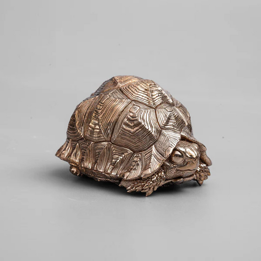 Patina Explained: Why LuckonCraft Bronze Statues Age with Beauty
