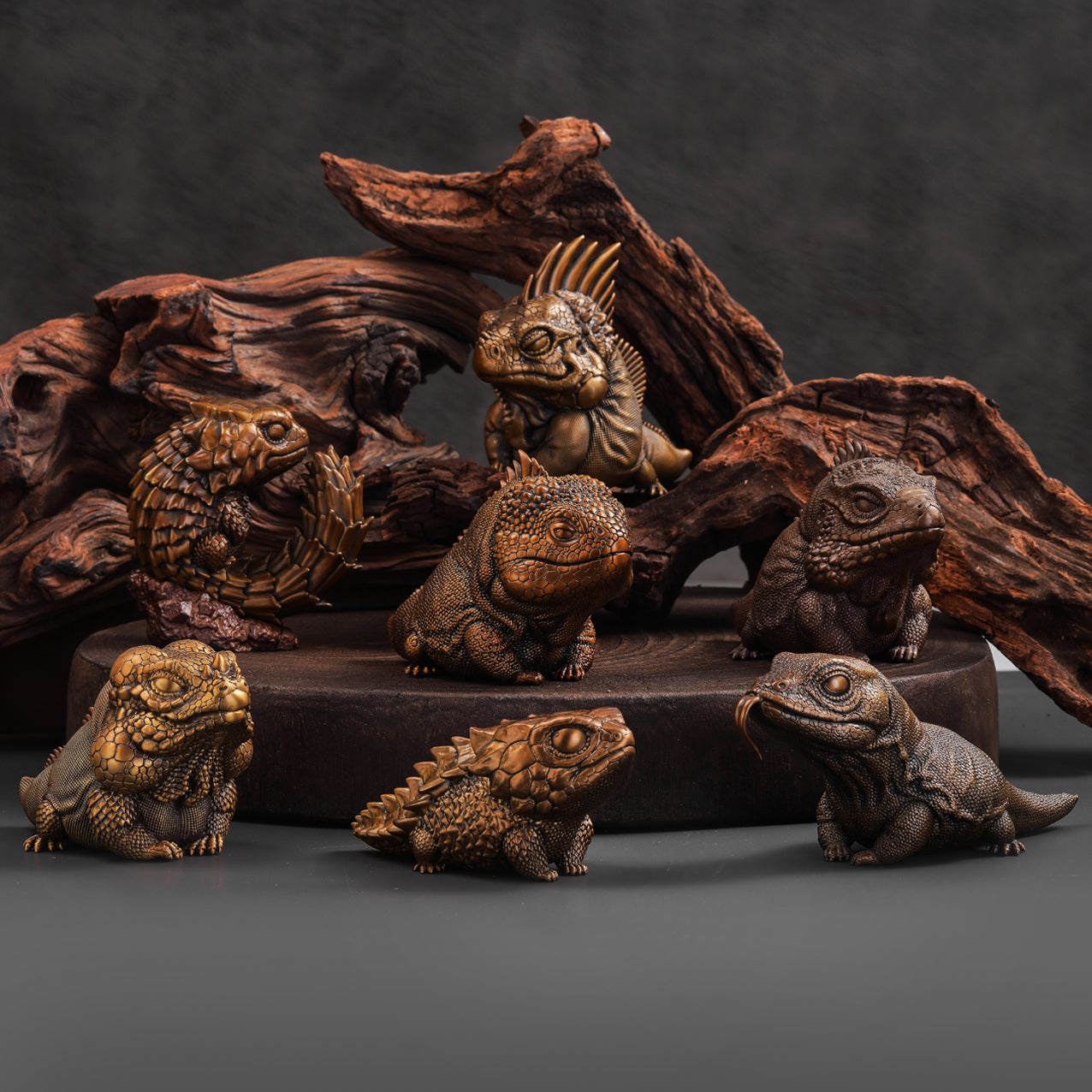 Armadillo Lizard Bronze Statue