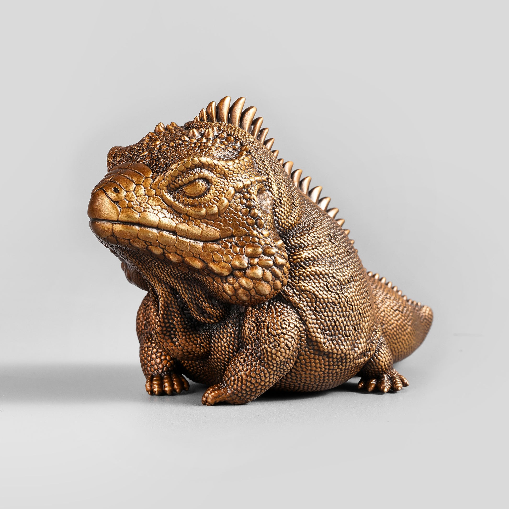  bronze grand cayman blue iguana figurine