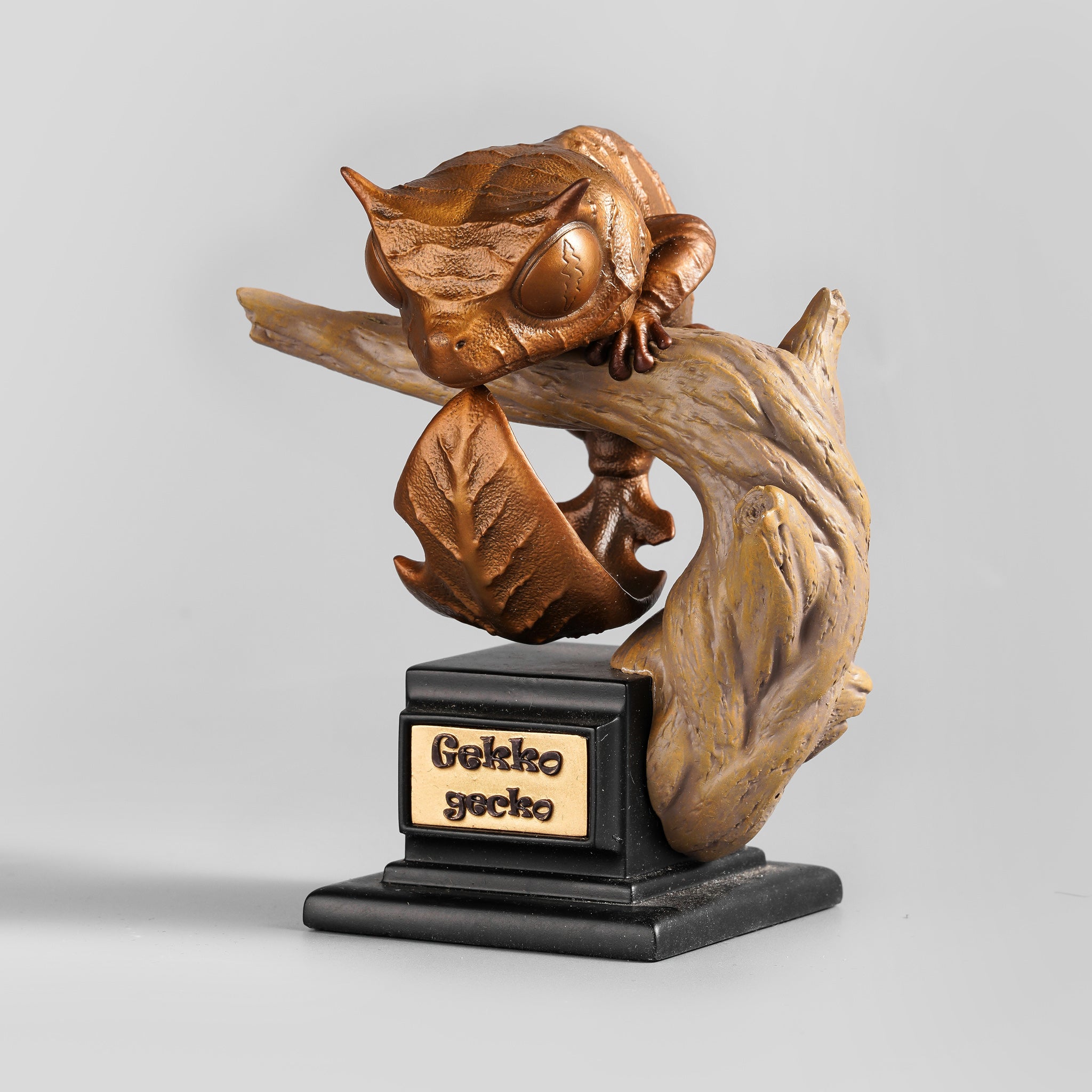 Bronze Satanic Leaf Tailed Geckos Statue