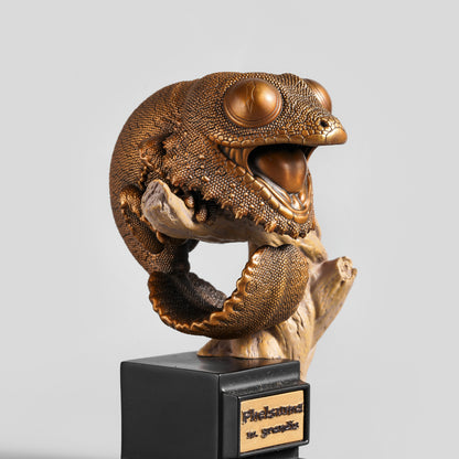 Bronze Leaf-Tailed Geckos Statue