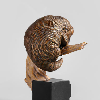 Caledonia Giant Gecko Statue