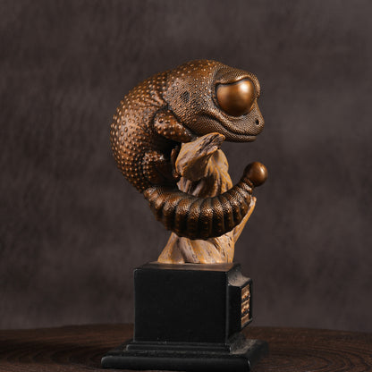 Knob-Tailed Gecko Statue