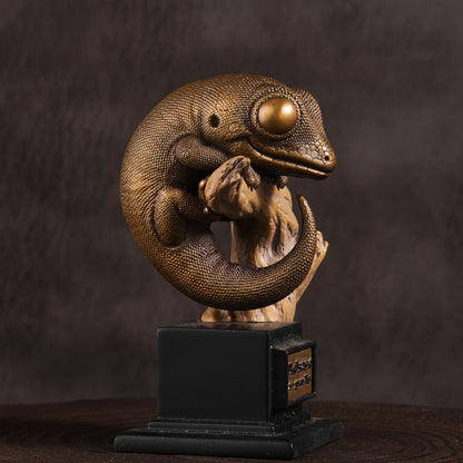 Bronze Madagascan Gaint Day Gecko Statue