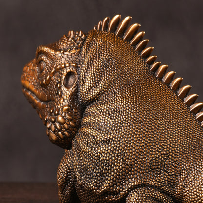  grand cayman blue iguana statue