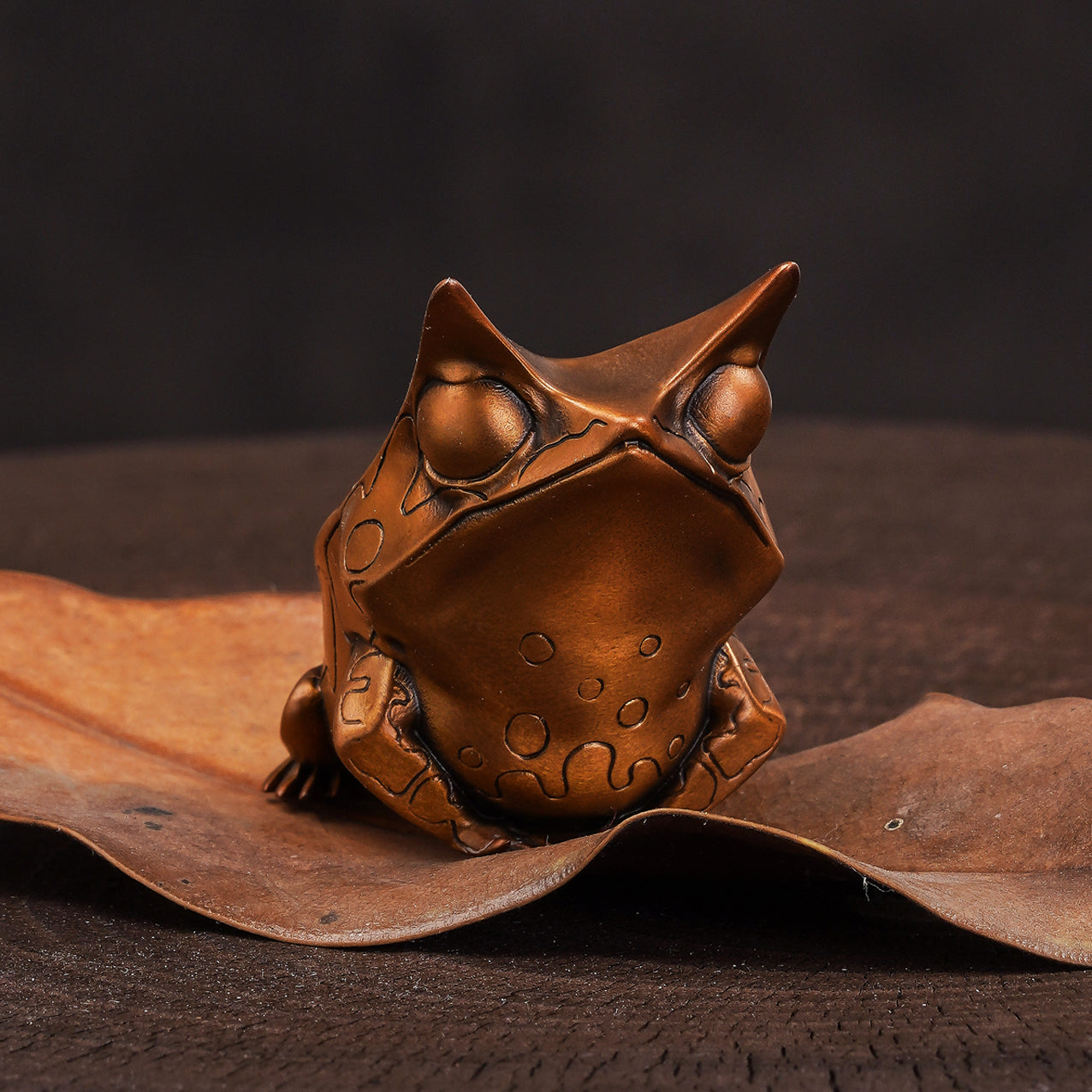 Horned Leaf Frog Bronze Figurine